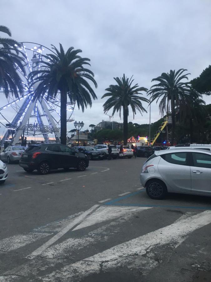 In Centro A ראפאלו מראה חיצוני תמונה